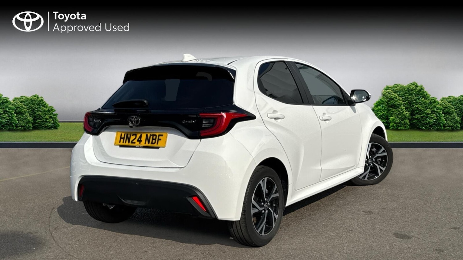 Used Toyota Yaris 2024 for sale - 78146057: Photo 2