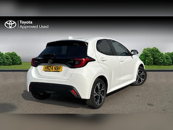 Used Toyota Yaris 2024 for sale - 78146057: Photo