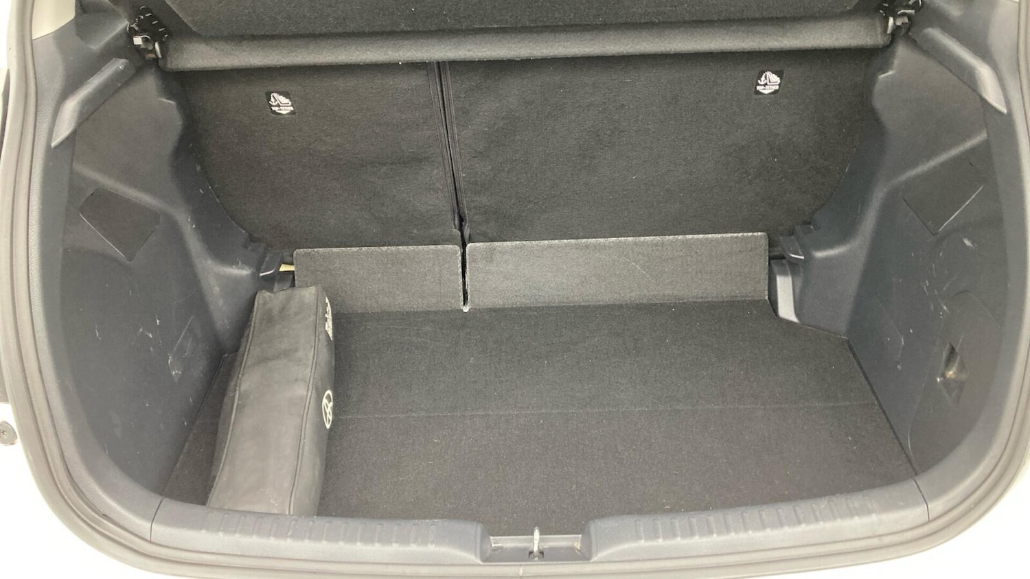 Used Toyota Yaris 2024 for sale - 77918530: Photo 17