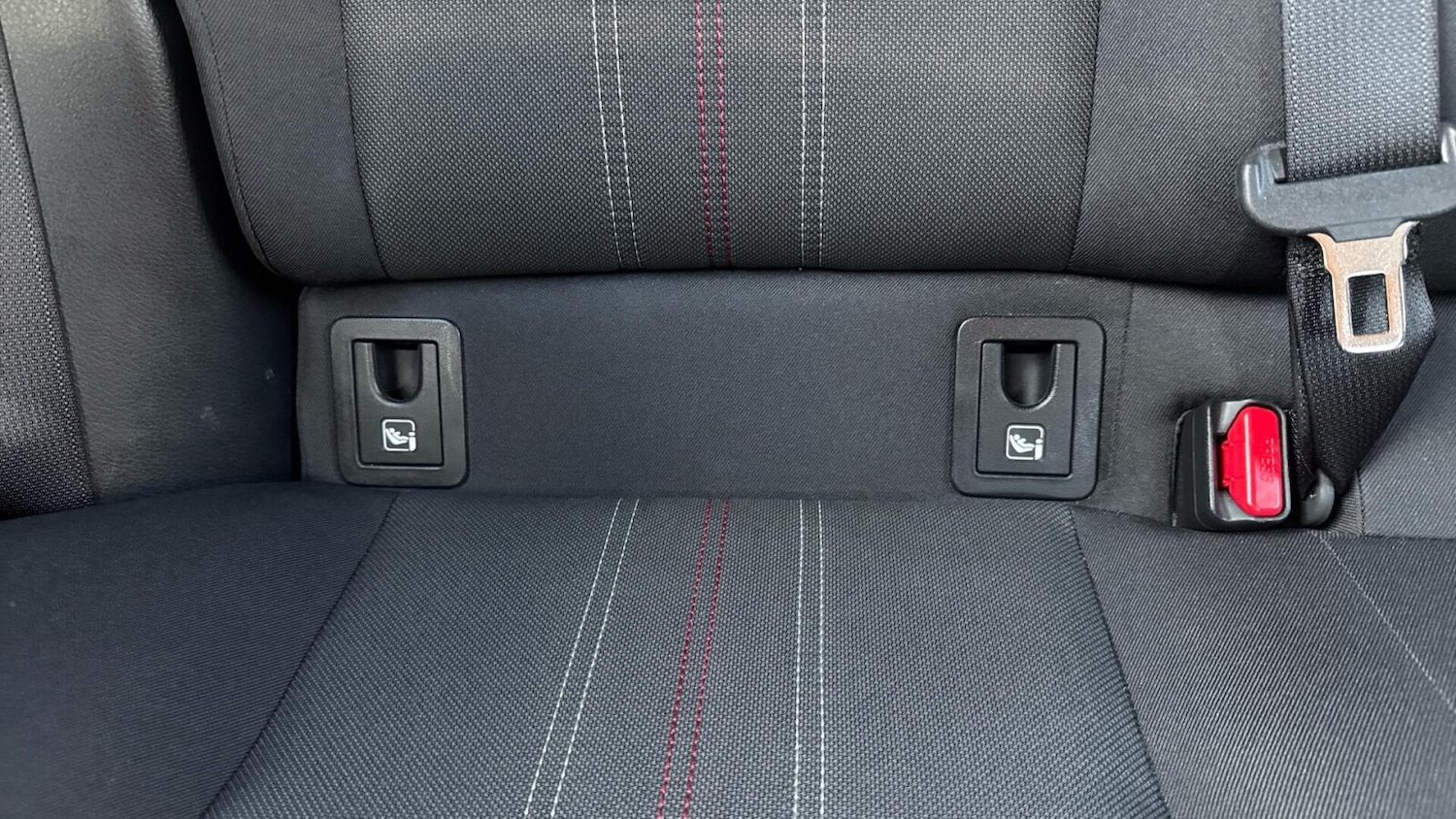 Used Toyota C-HR 2022 for sale - 78183410: Photo 15