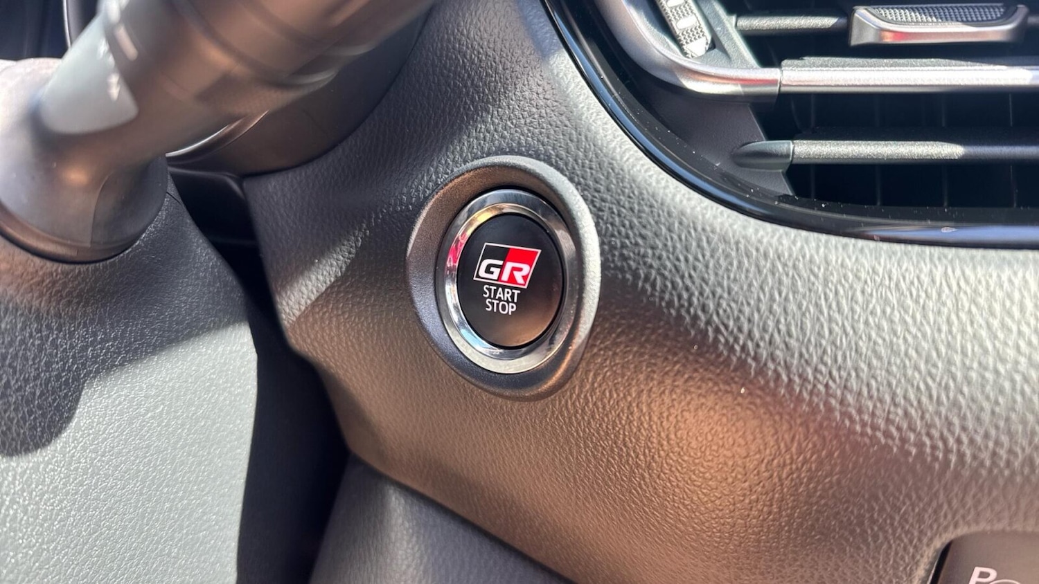 Used Toyota C-HR 2022 for sale - 78183410: Photo 17