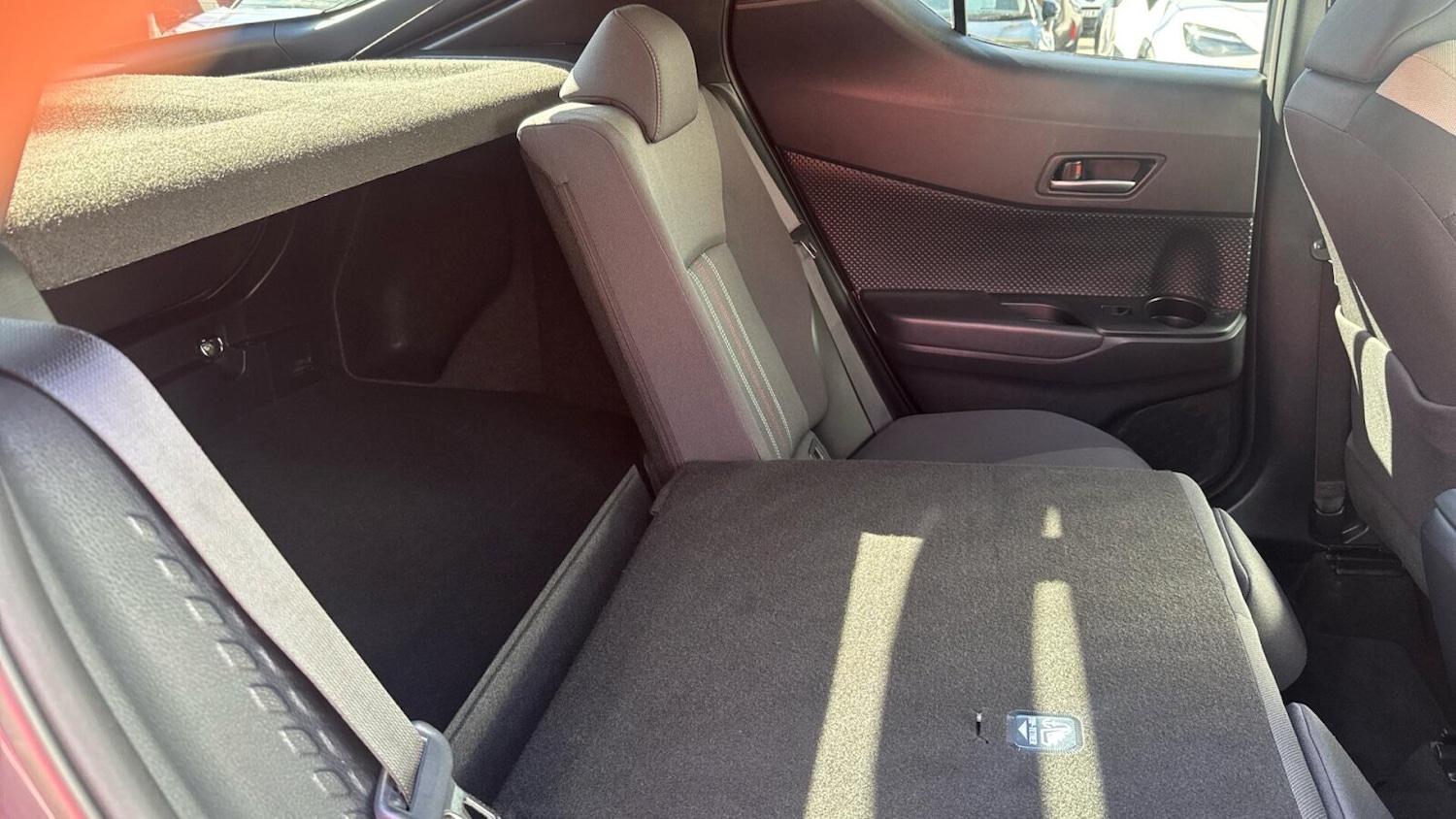 Used Toyota C-HR 2022 for sale - 78183410: Photo 19