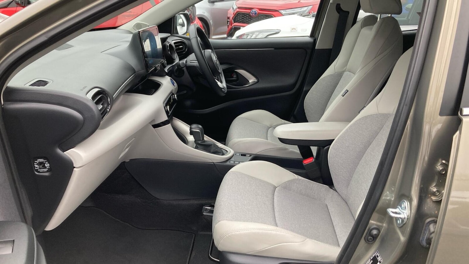 Used Toyota Yaris 2024 for sale - 77951430: Photo 10