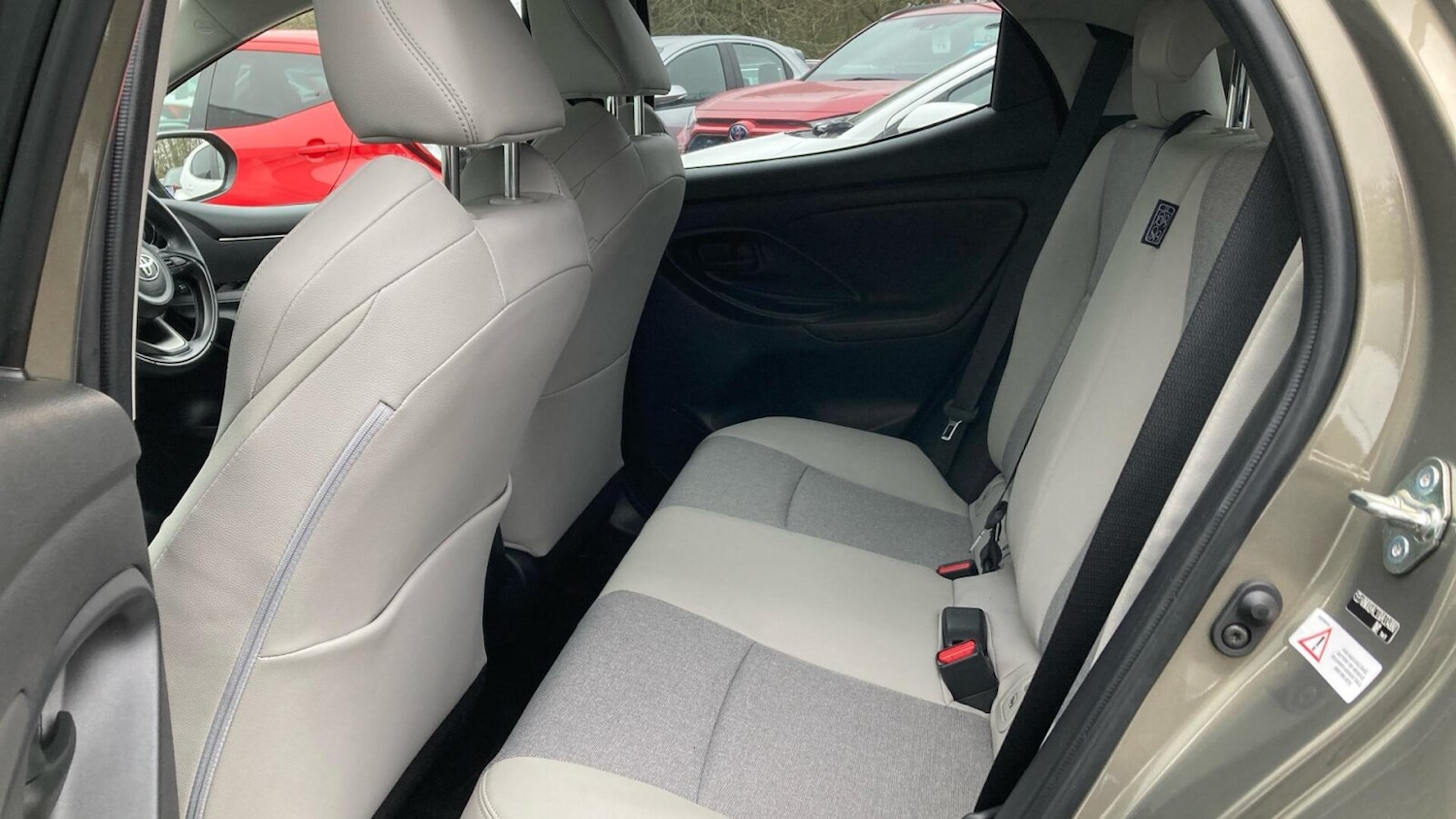 Used Toyota Yaris 2024 for sale - 77951430: Photo 13