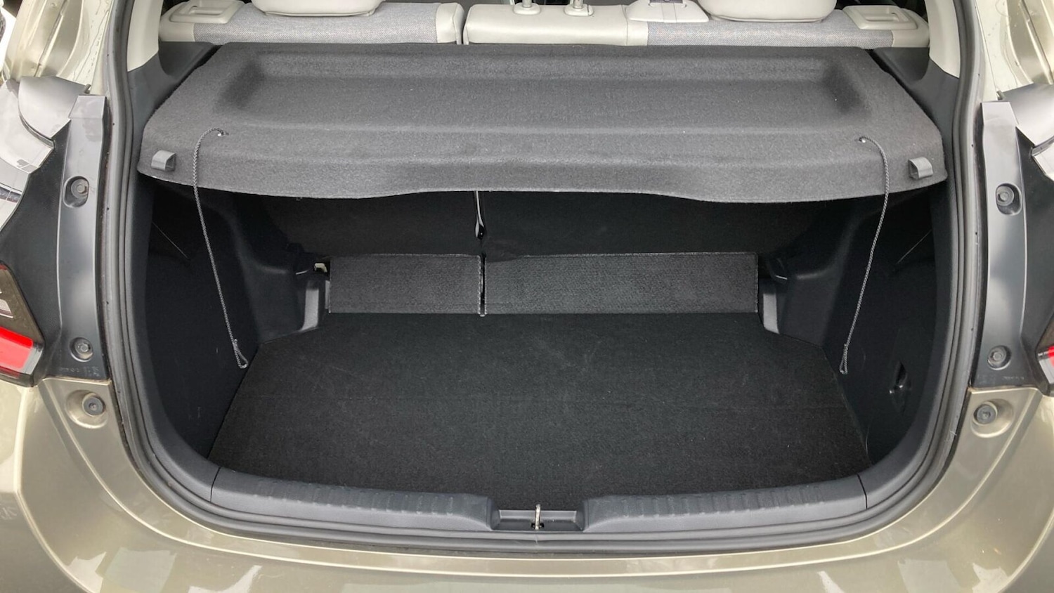 Used Toyota Yaris 2024 for sale - 77951430: Photo 14