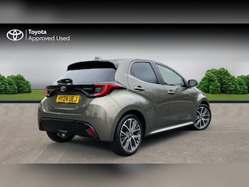 Used Toyota Yaris 2024 for sale - 77951430: Photo