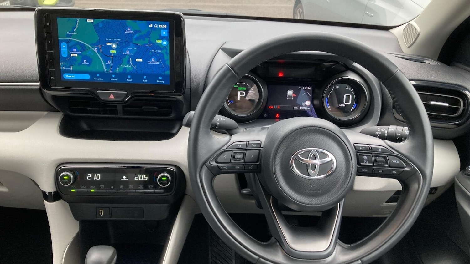 Used Toyota Yaris 2024 for sale - 77951430: Photo 6