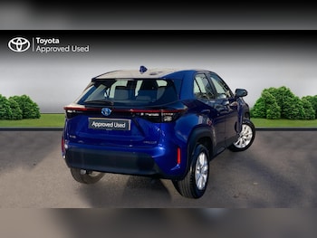 Used Toyota Yaris Cross 2022 for sale - 76557247: Photo