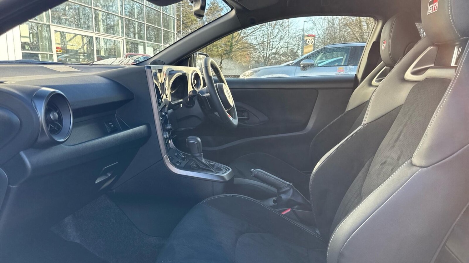 Used Toyota Yaris 2024 for sale - 77407163: Photo 11