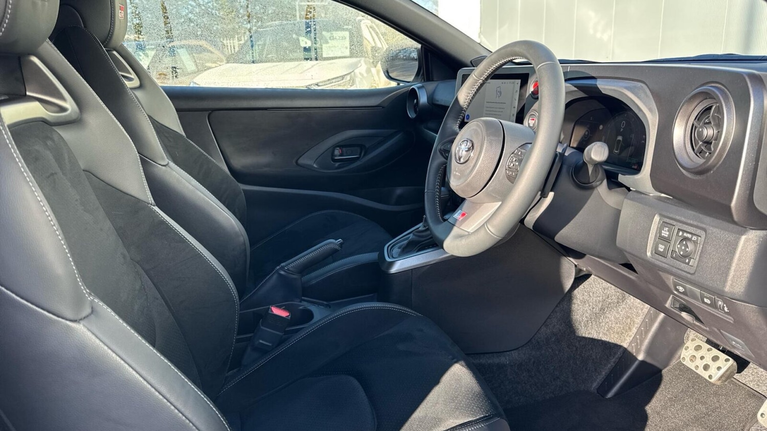 Used Toyota Yaris 2024 for sale - 77407163: Photo 12