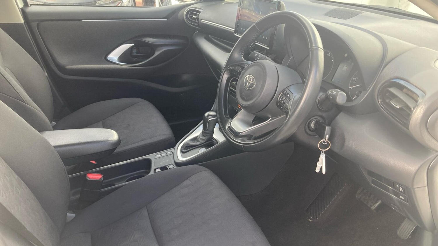 Used Toyota Yaris 2025 for sale - 76680690: Photo 11