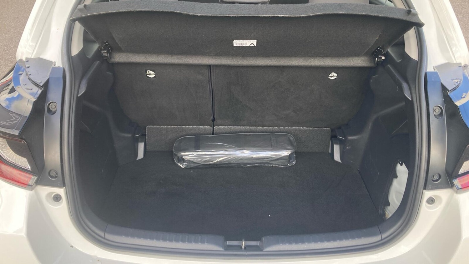 Used Toyota Yaris 2025 for sale - 76680690: Photo 14