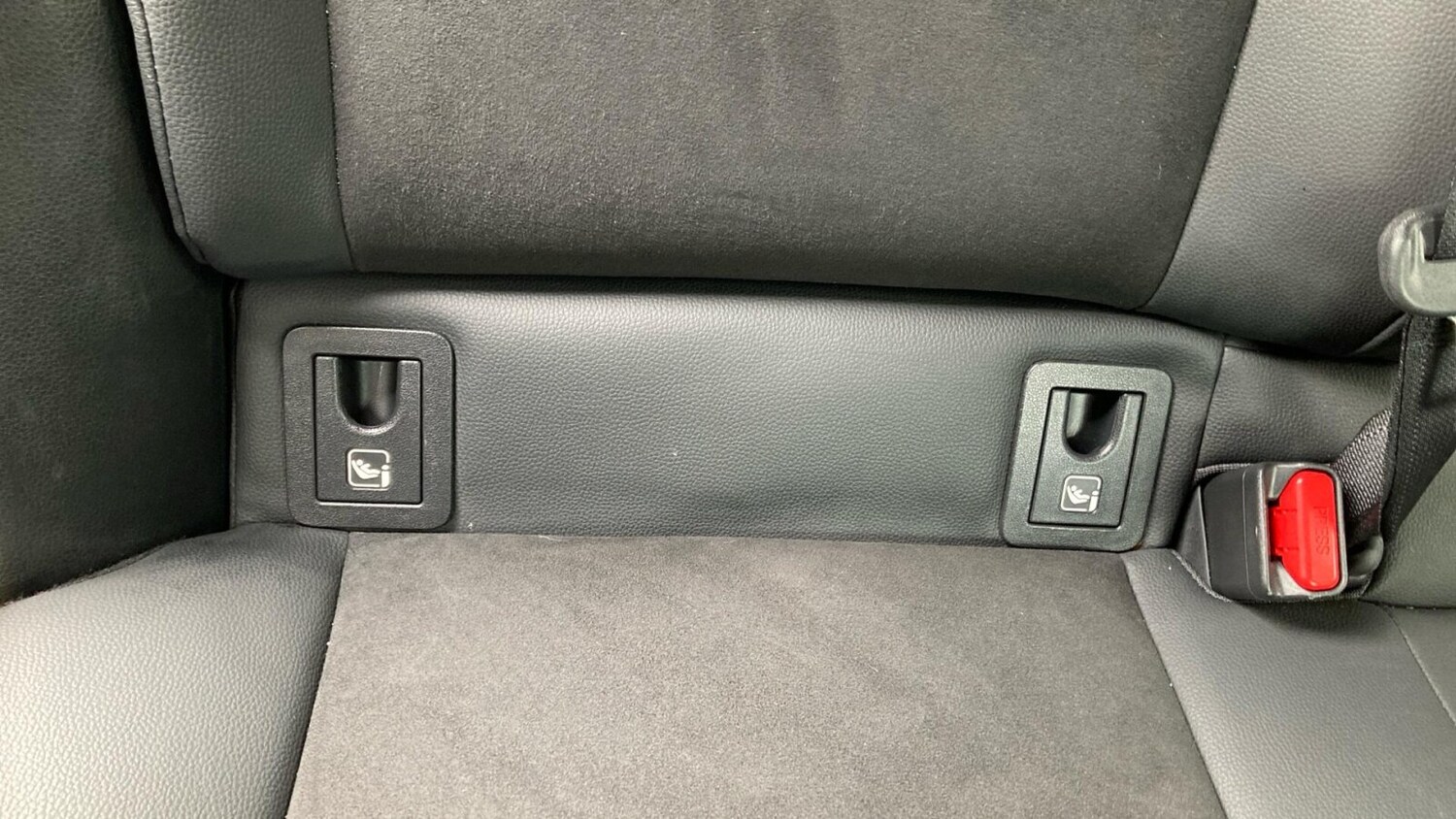 Used Toyota C-HR 2024 for sale - 78159010: Photo 16