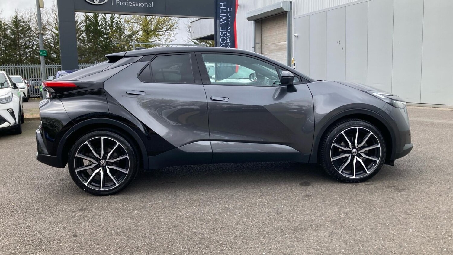 Used Toyota C-HR 2024 for sale - 78159010: Photo 25