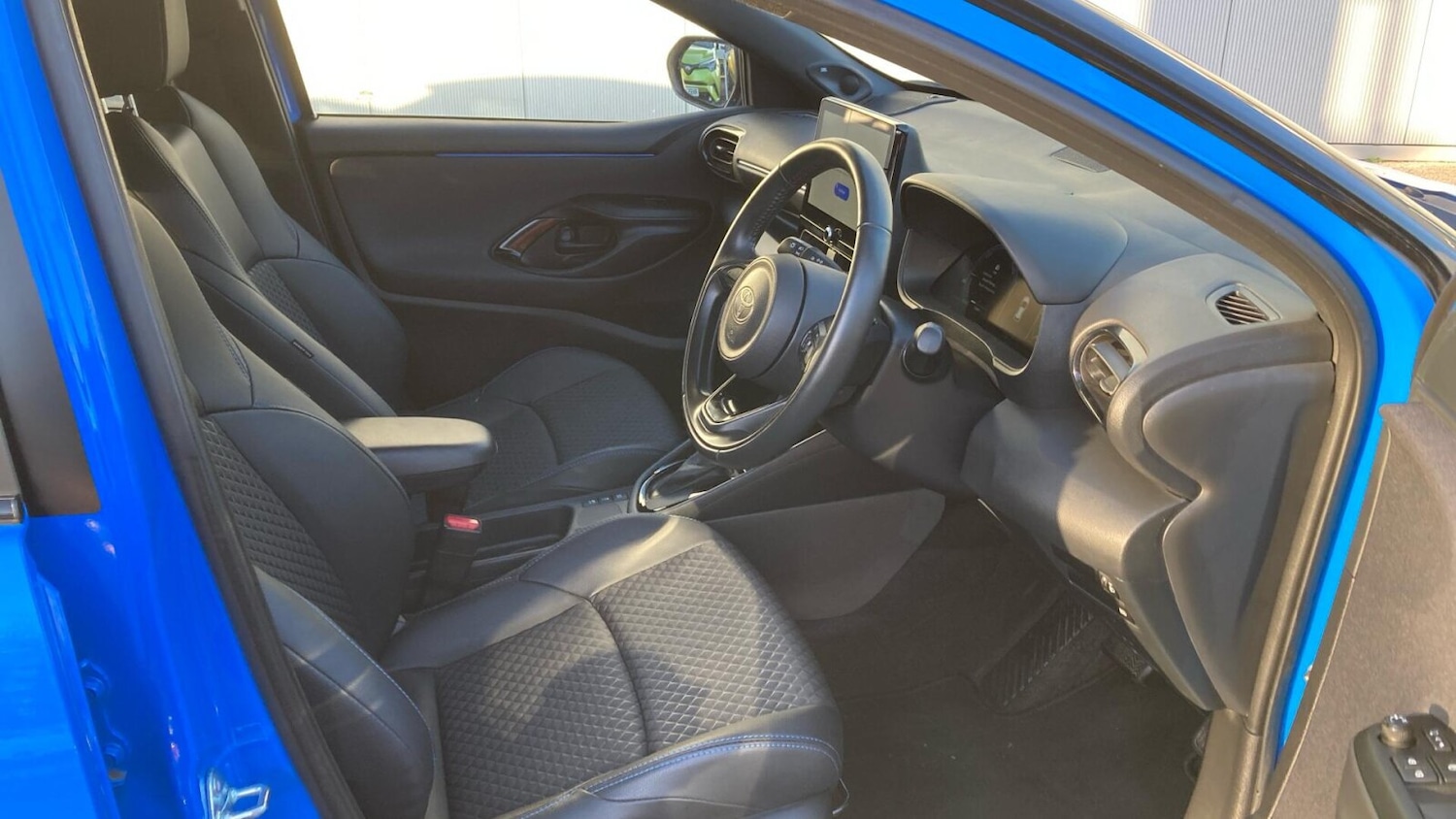 Used Toyota Yaris 2024 for sale - 77846564: Photo 14