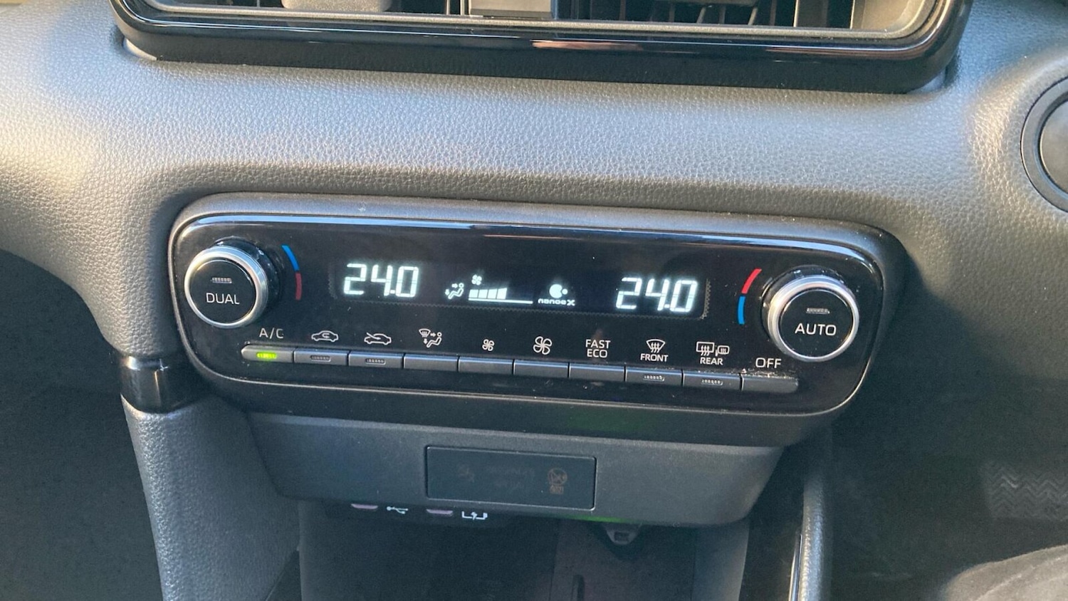 Used Toyota Yaris 2024 for sale - 77846564: Photo 24