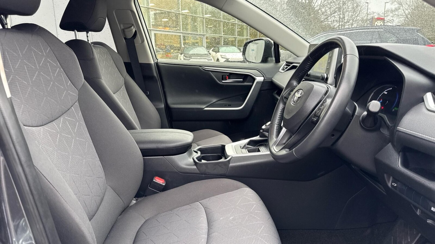 Used Toyota RAV4 2021 for sale - 77910814: Photo 14