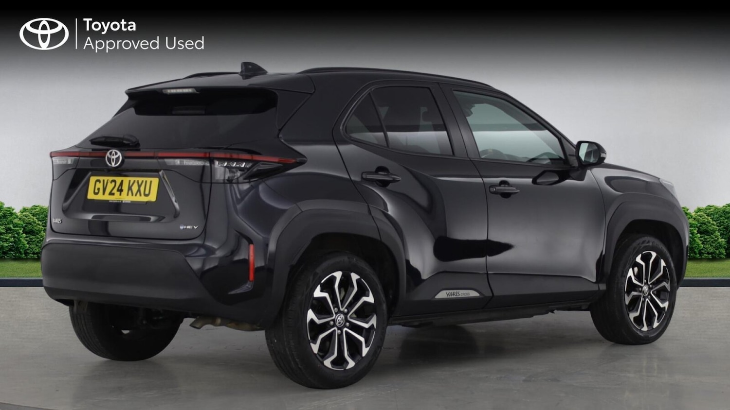 Used Toyota Yaris Cross 2024 for sale - 77312650: Photo 2