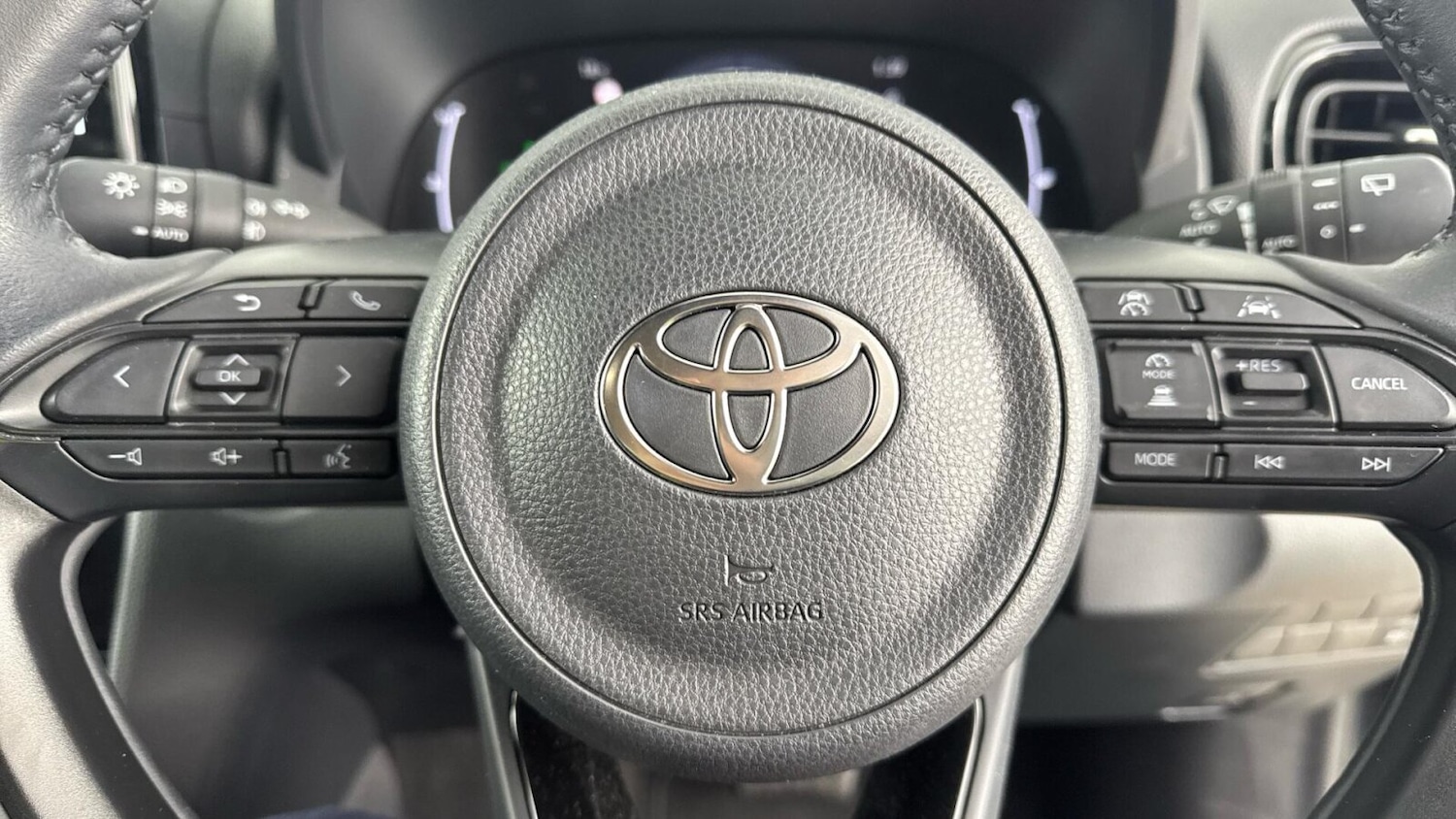 Used Toyota Yaris Cross 2024 for sale - 77312650: Photo 8