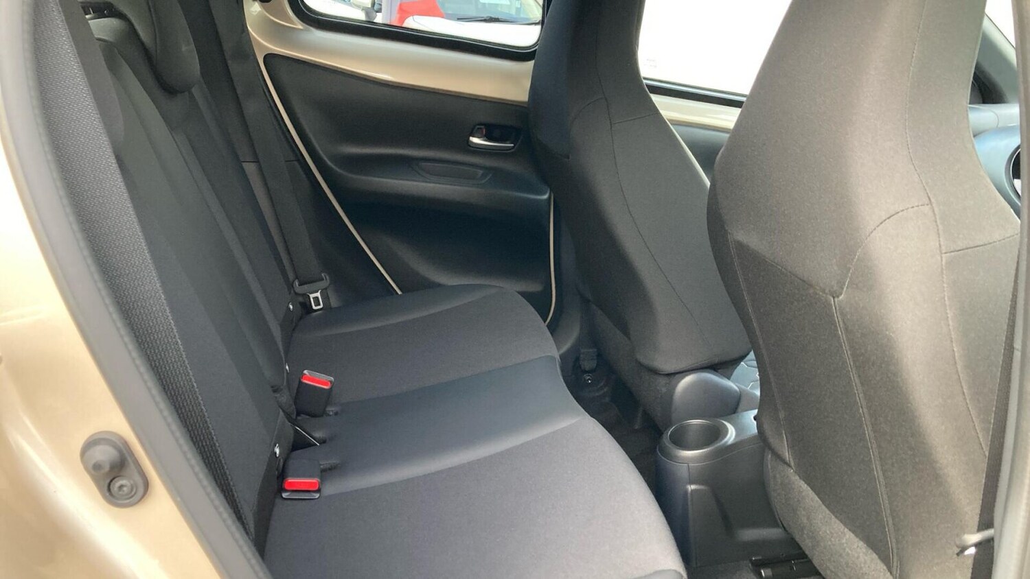 Used Toyota Aygo X 2022 for sale - 76674222: Photo 12