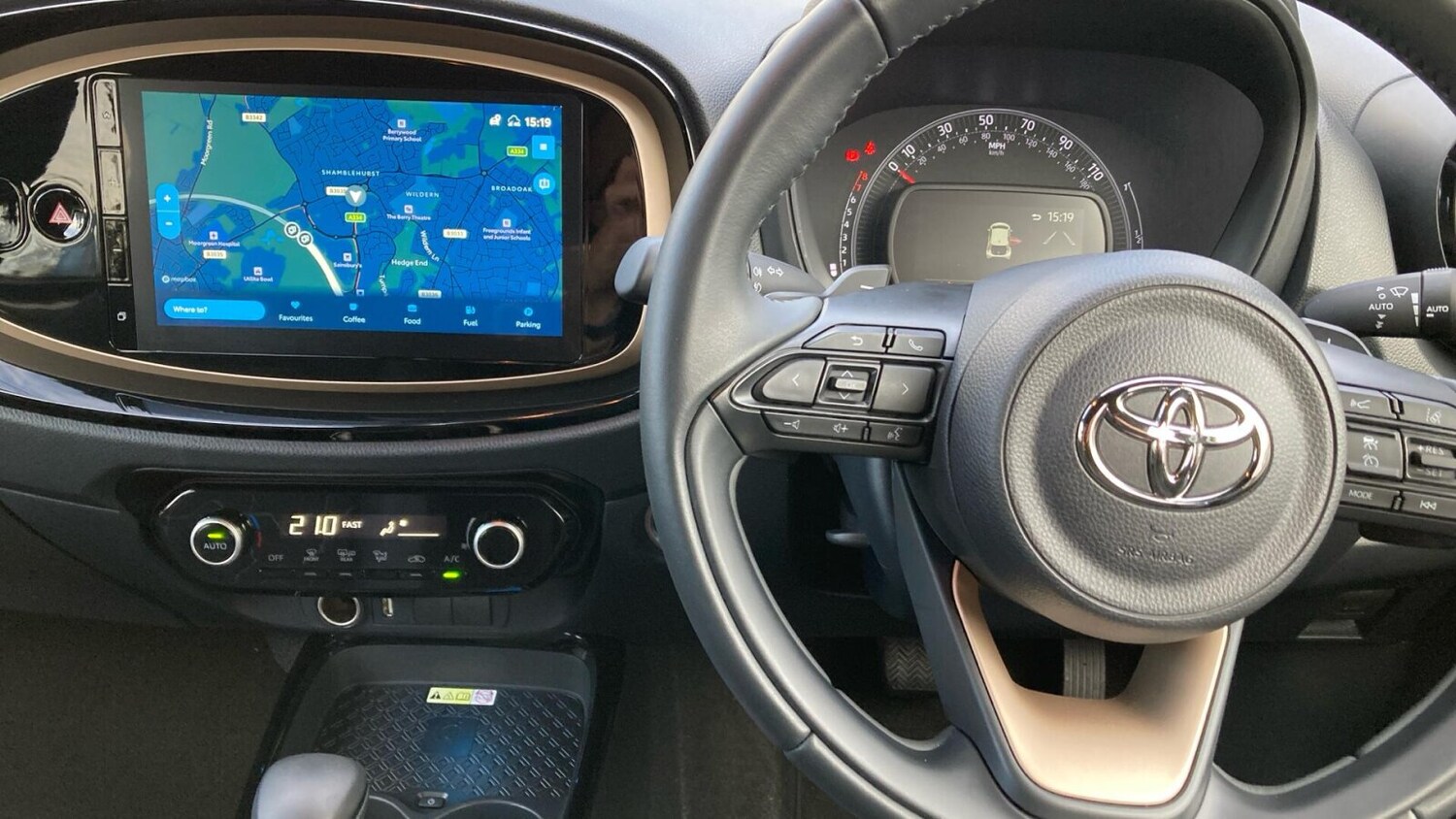 Used Toyota Aygo X 2022 for sale - 76674222: Photo 6