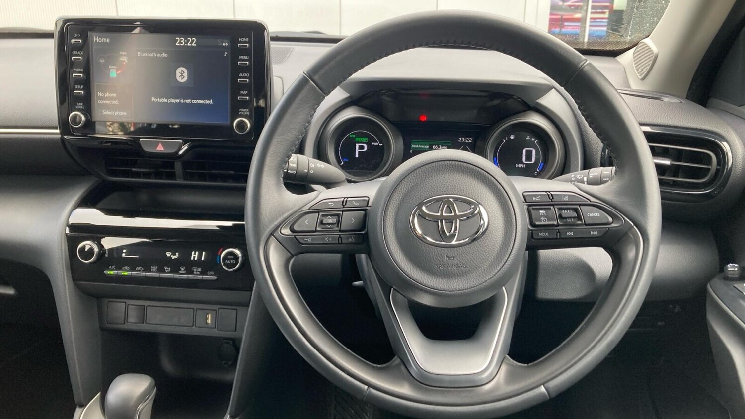 Used Toyota Yaris Cross 2023 for sale - 77826359: Photo 11
