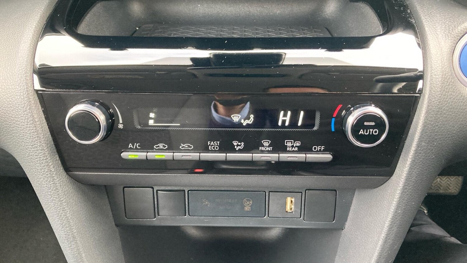 Used Toyota Yaris Cross 2023 for sale - 77826359: Photo 24