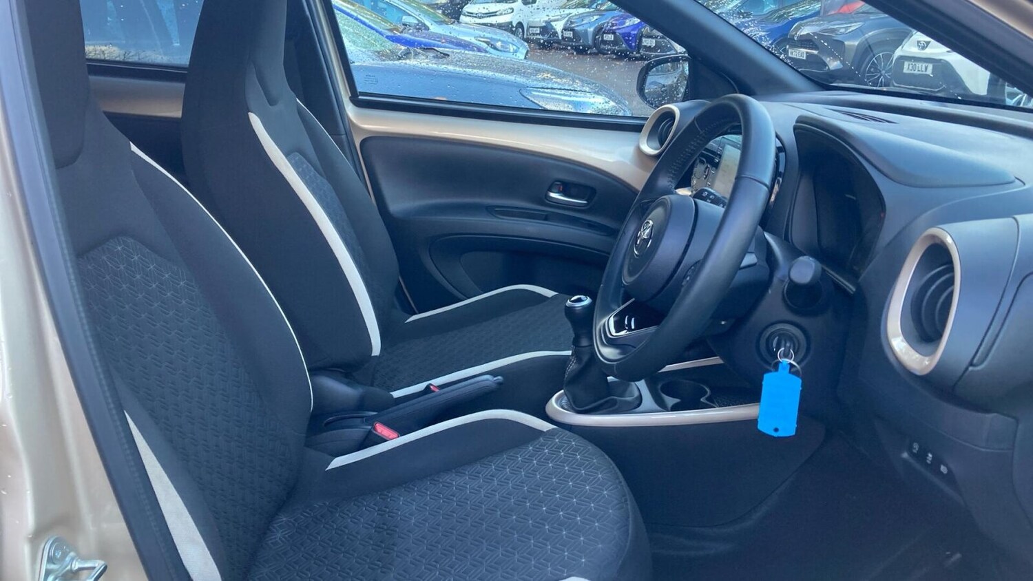 Used Toyota Aygo X 2022 for sale - 76674105: Photo 11