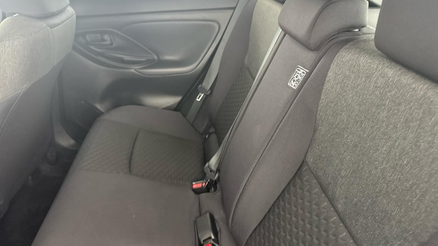 Used Toyota Yaris Cross 2025 for sale - 77354300: Photo 15