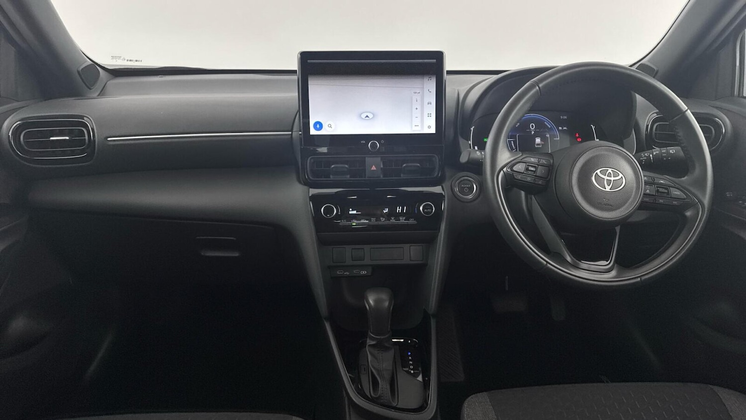 Used Toyota Yaris Cross 2025 for sale - 77354300: Photo 7