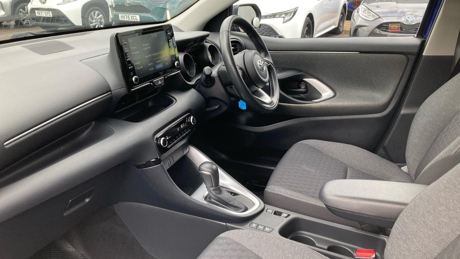 Used Toyota Yaris 2020 for sale - 77619801: Photo 10