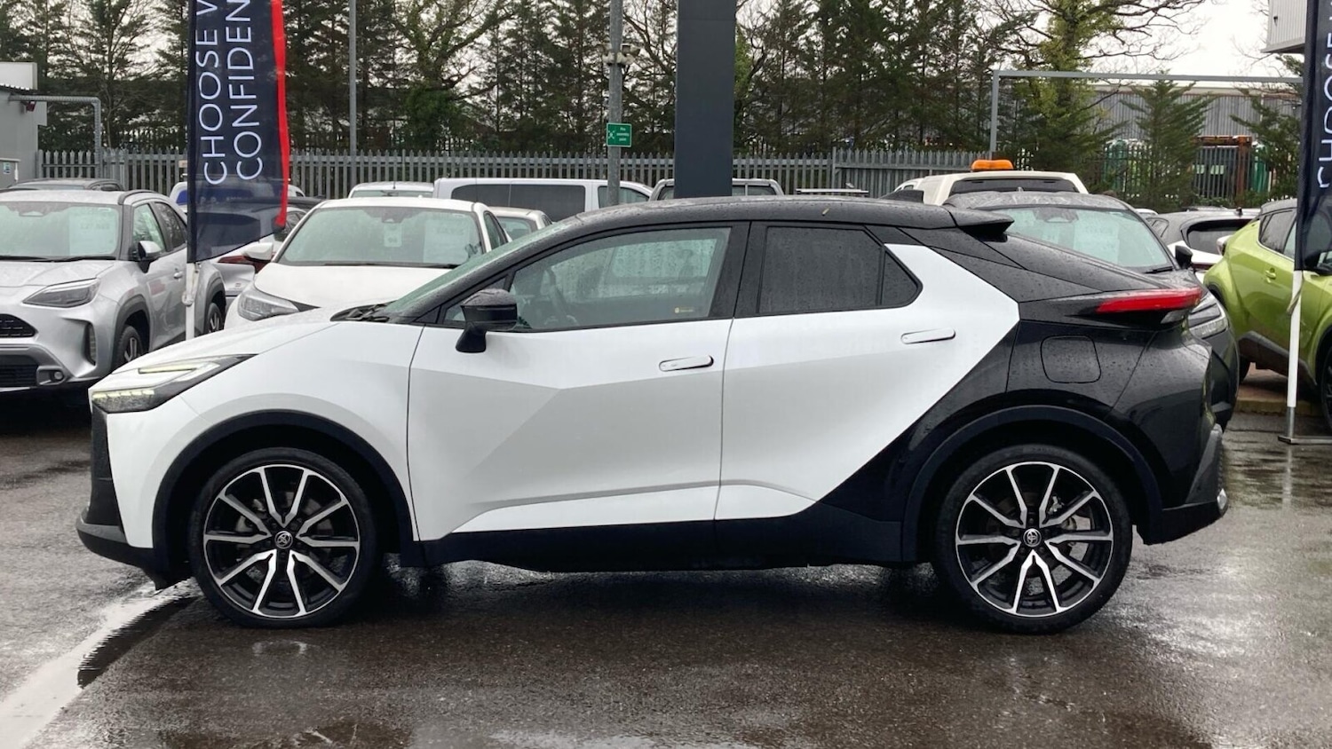 Used Toyota C-HR 2024 for sale - 78144657: Photo 18
