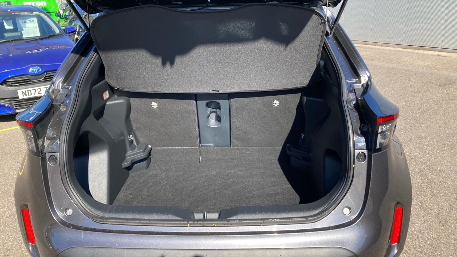 Used Toyota Yaris Cross 2023 for sale - 78159008: Photo 14