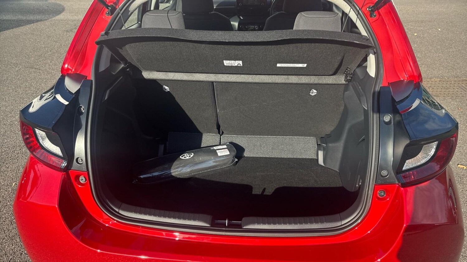 Used Toyota Yaris 2023 for sale - 76676267: Photo 14