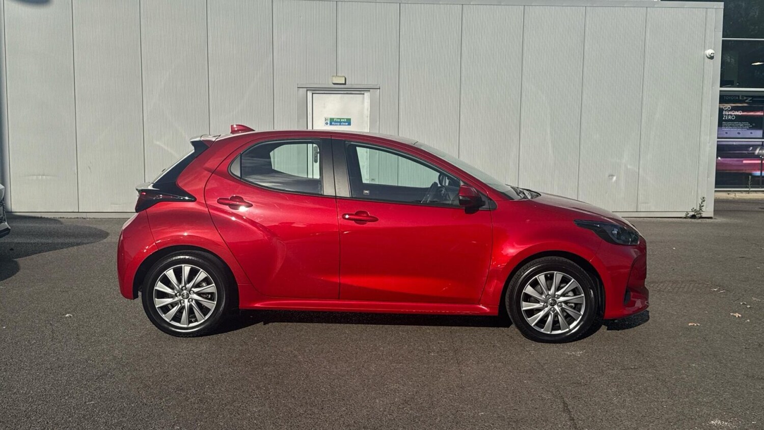 Used Toyota Yaris 2023 for sale - 76676267: Photo 16