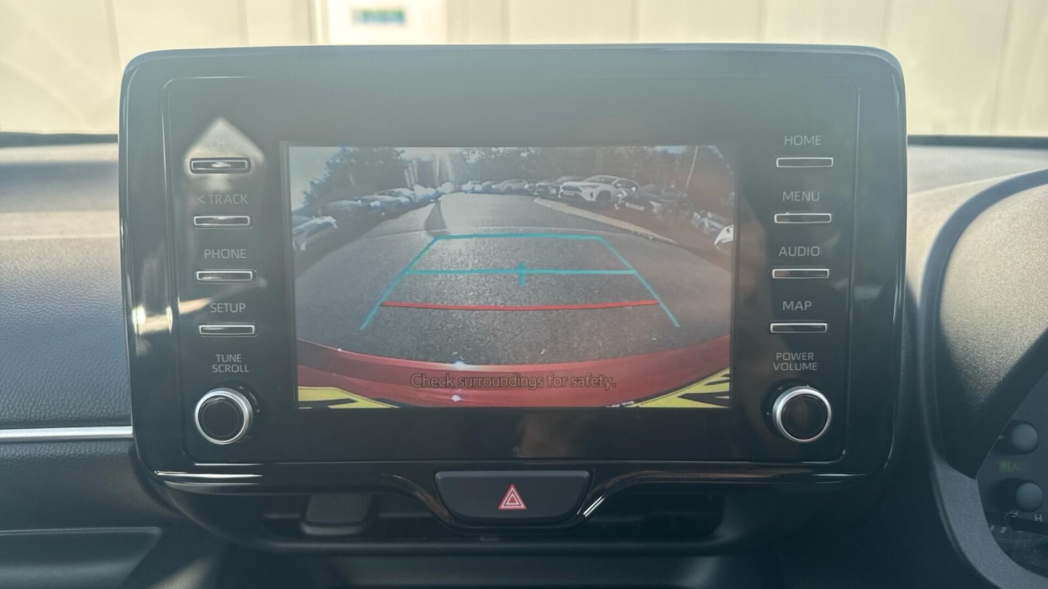 Used Toyota Yaris 2023 for sale - 76676267: Photo 24