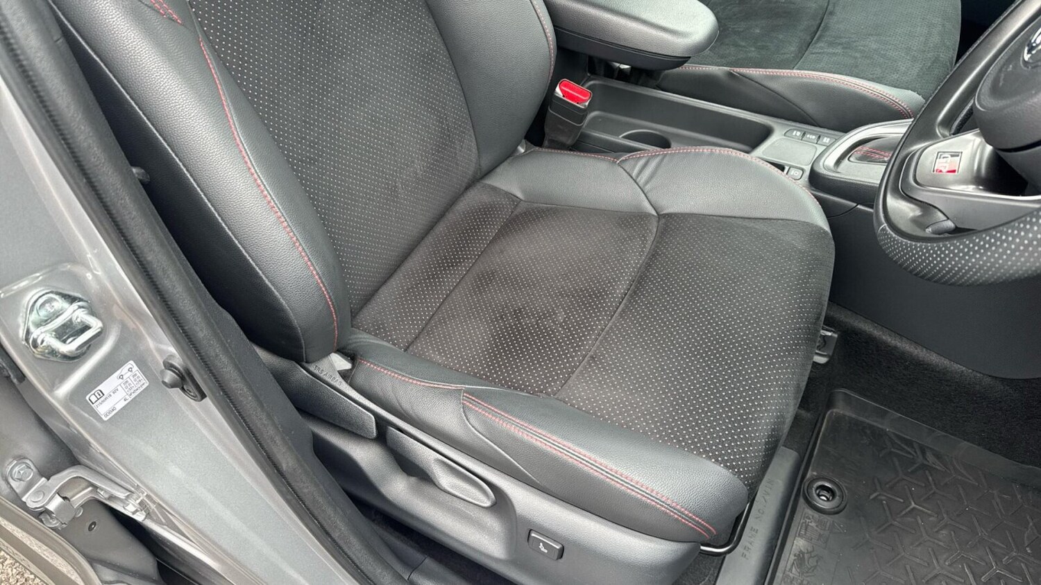 Used Toyota Yaris Cross 2022 for sale - 78151919: Photo 18