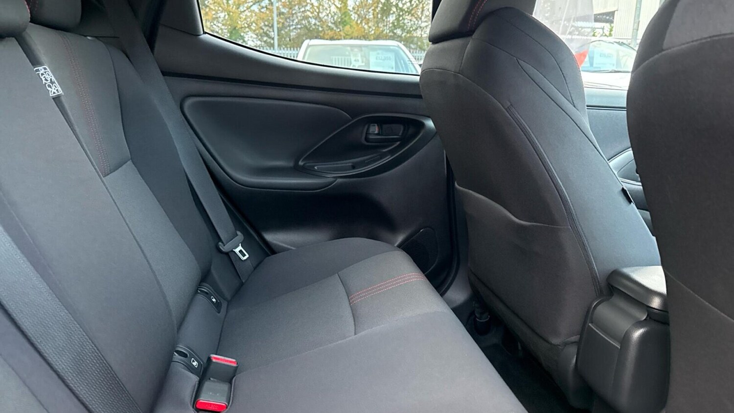 Used Toyota Yaris 2023 for sale - 76676211: Photo 12