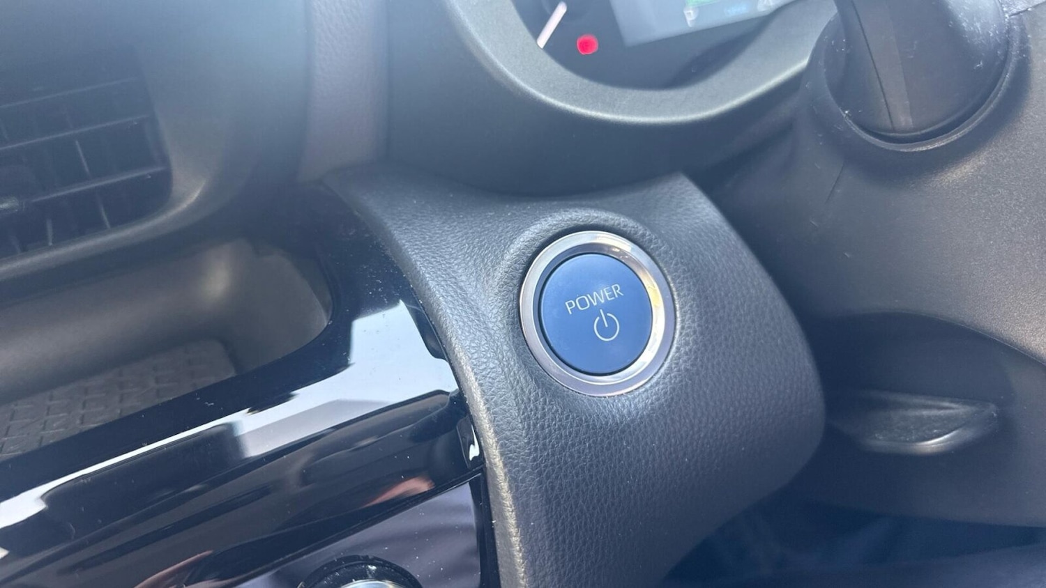 Used Toyota Yaris Cross 2023 for sale - 78183380: Photo 17