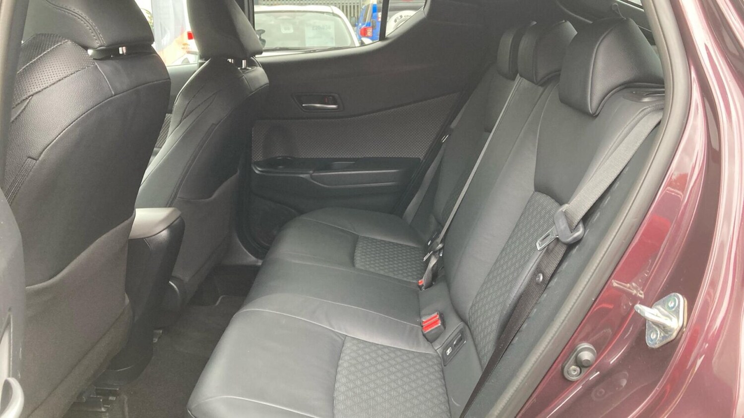 Used Toyota C-HR 2023 for sale - 76676399: Photo 13