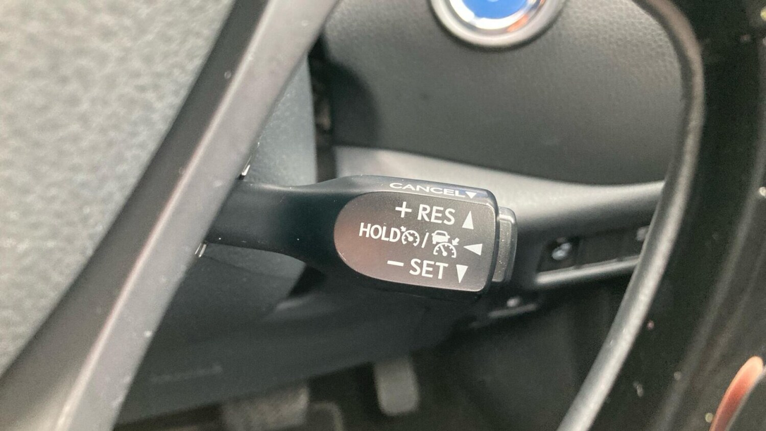 Used Toyota C-HR 2023 for sale - 76676399: Photo 25