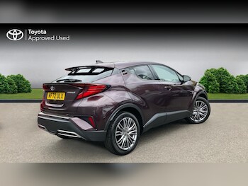 Used Toyota C-HR 2023 for sale - 76676399: Photo