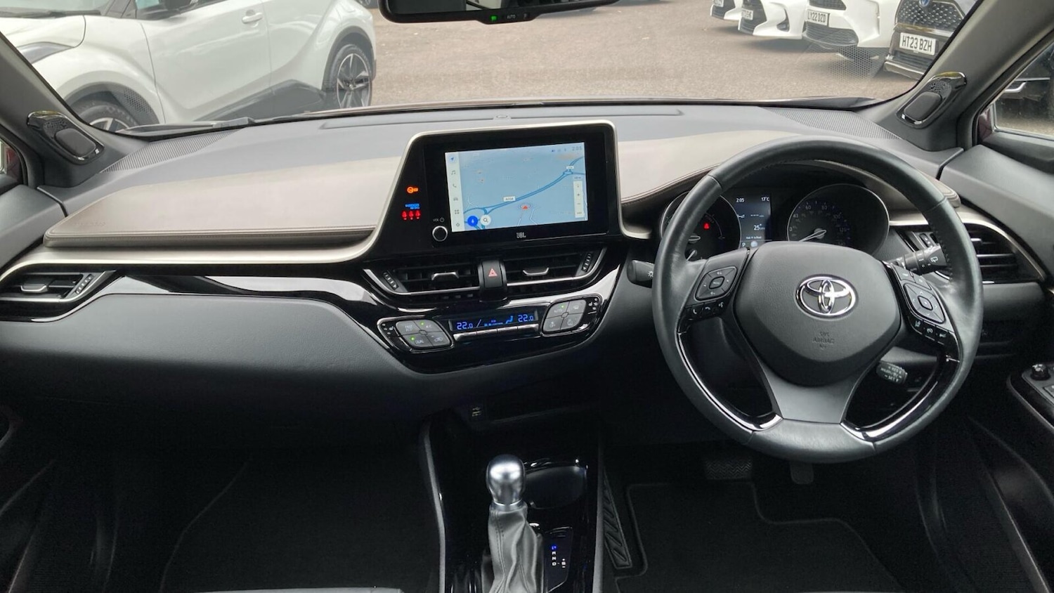 Used Toyota C-HR 2023 for sale - 76676399: Photo 5