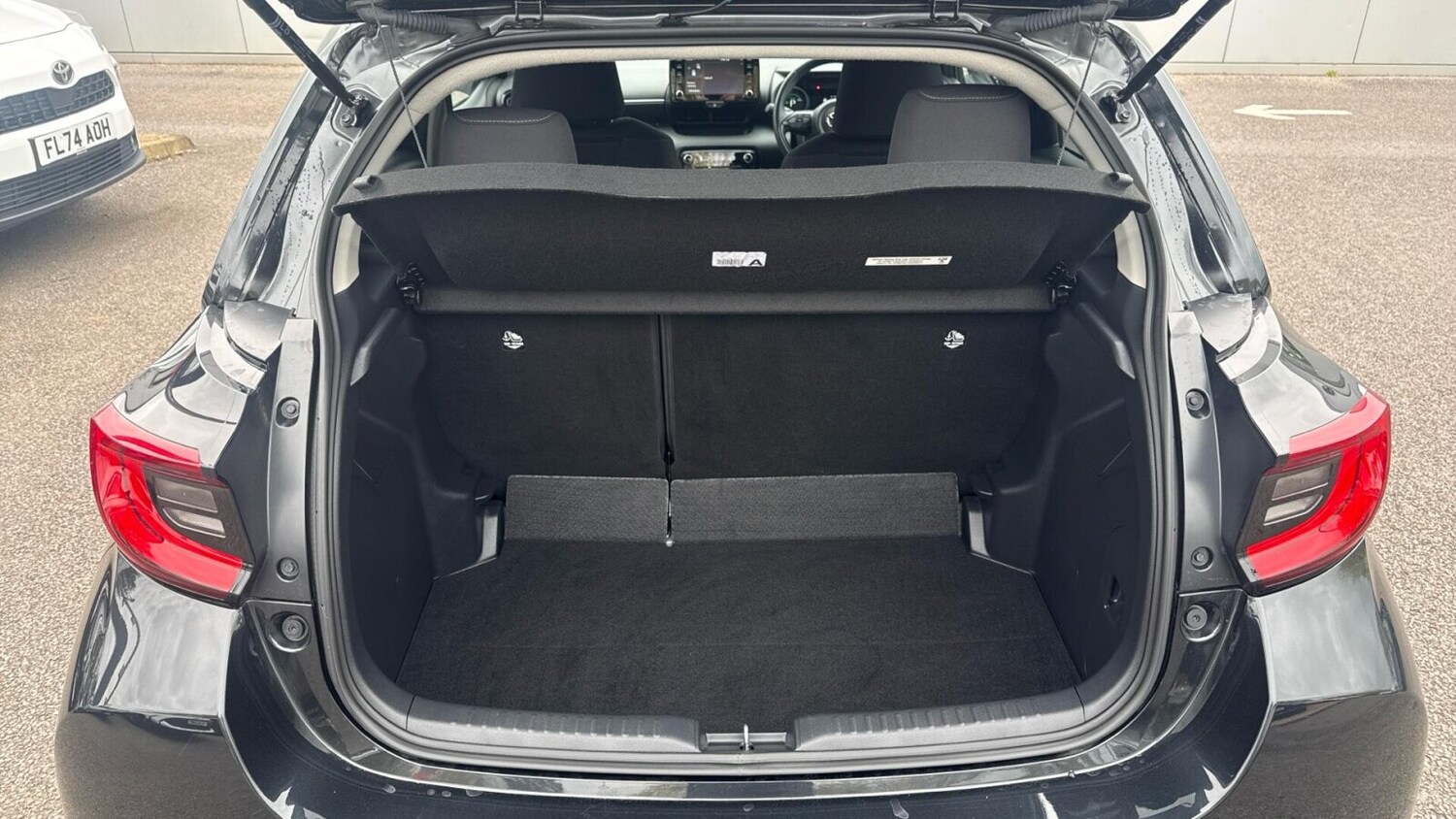 Used Toyota Yaris 2023 for sale - 78151918: Photo 14