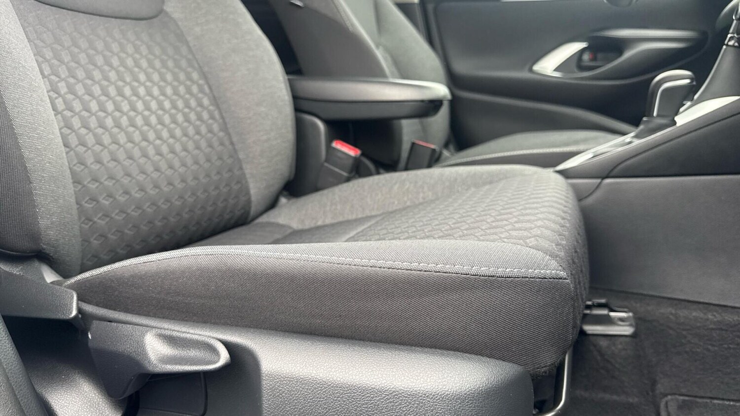 Used Toyota Yaris 2023 for sale - 78151918: Photo 18