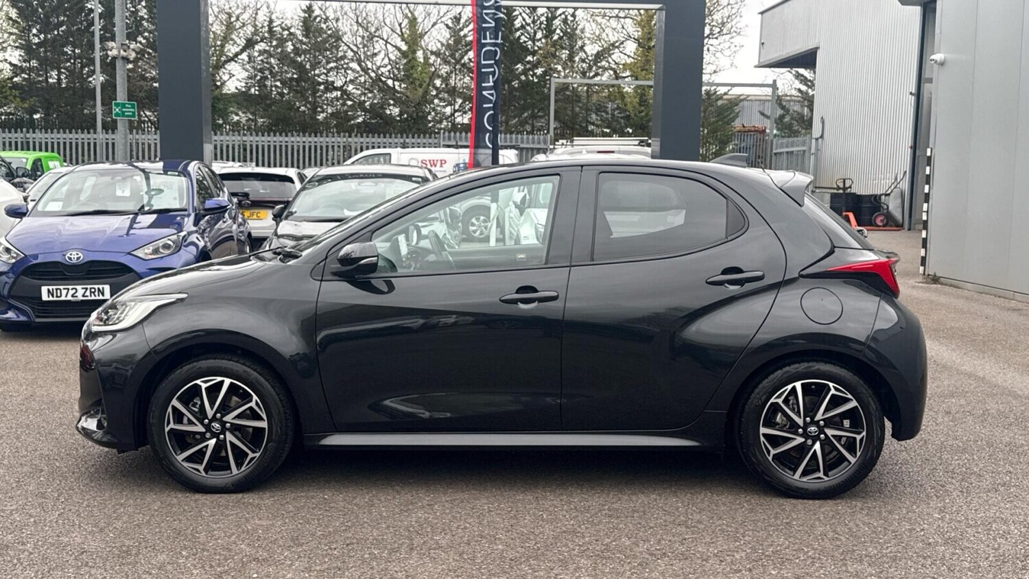 Used Toyota Yaris 2023 for sale - 78151918: Photo 25