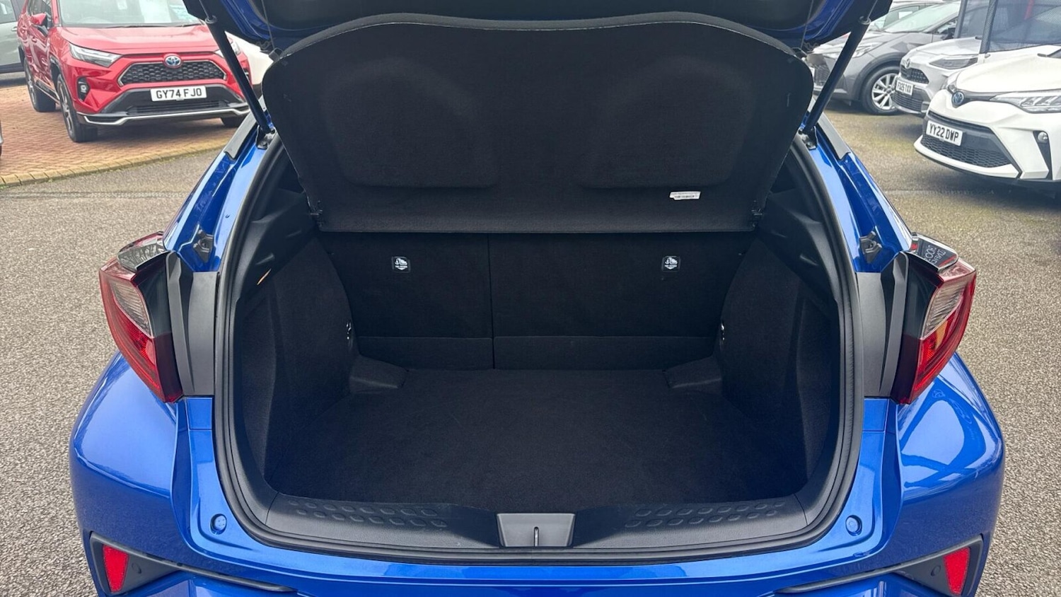 Used Toyota C-HR 2022 for sale - 77804271: Photo 17