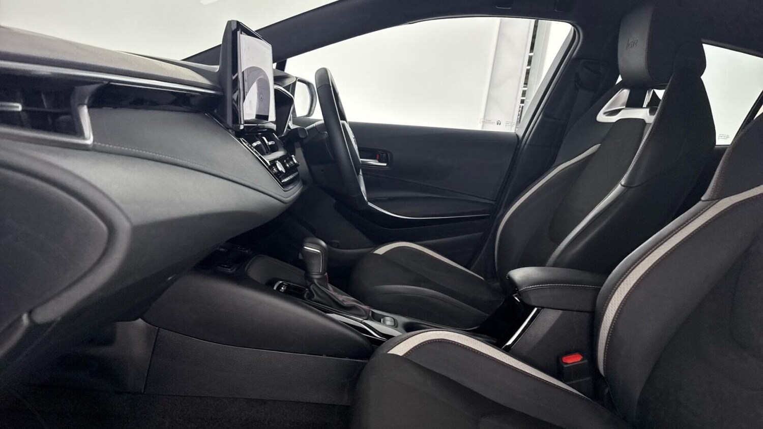 Used Toyota Corolla 2024 for sale - 76677875: Photo 10