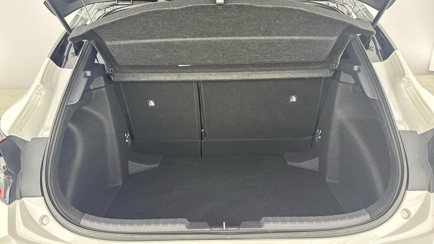 Used Toyota Corolla 2024 for sale - 76677875: Photo 14