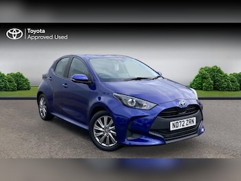 Used Toyota Yaris 2023 for sale - 78225806: Photo